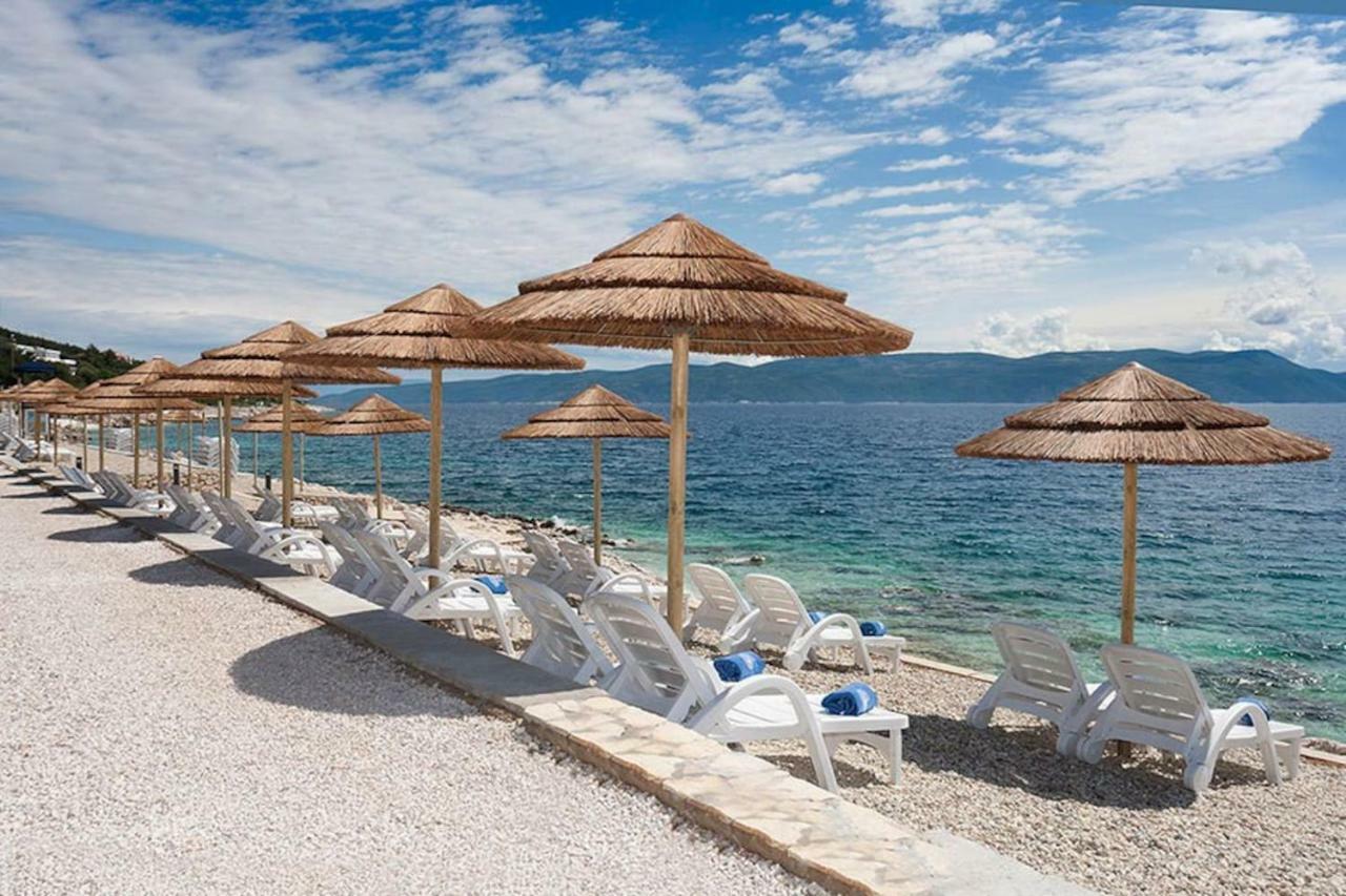 Mare And Terra Apartments Rabac Buitenkant foto